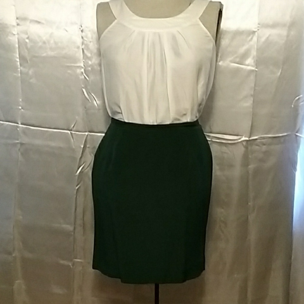 Dark green mini by Hugo Buscati. Size 2P